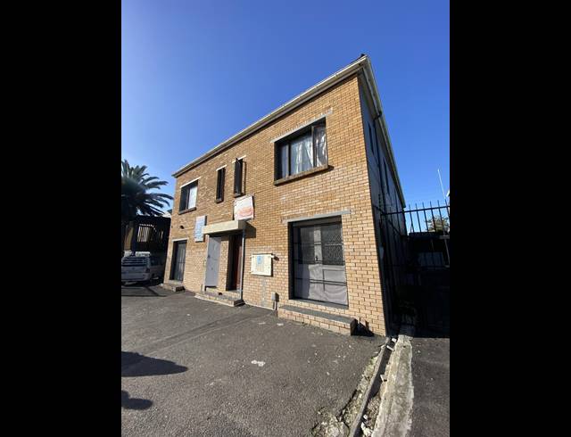 247M² OFFICE TO LET IN SALT RIVER